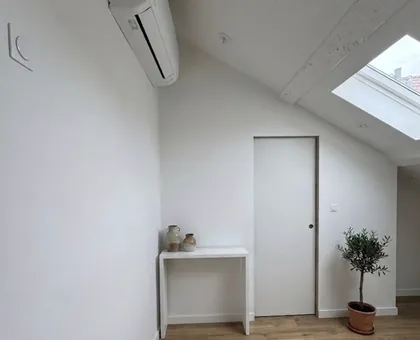 Projet Edmond : Rénovation globale d'un studio sous combles
